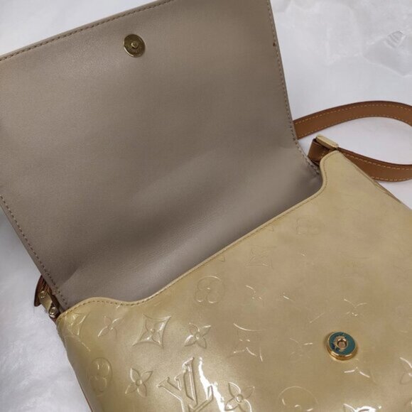 Louis Vuitton Thompson Street Beige Vernis Shoulder Bag mon491-102525 - Picture 10 of 16